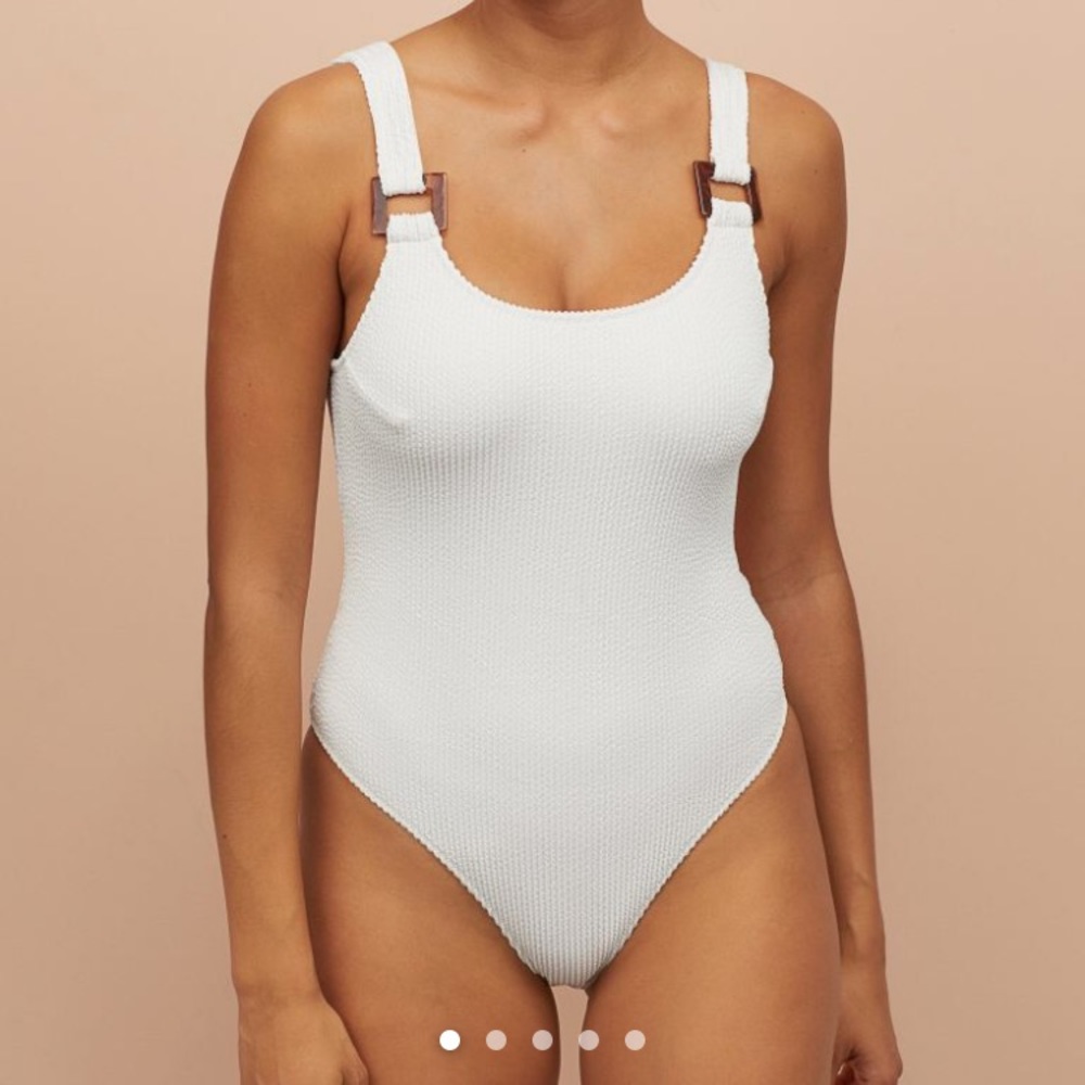H&M Ribbed Swimsuit. NWOT! 🤍